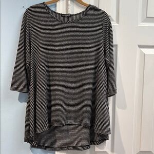 Cha Cha Vente Black & Gray Striped 3/4 Length Sleeves Top Women’s Tunic Size S !